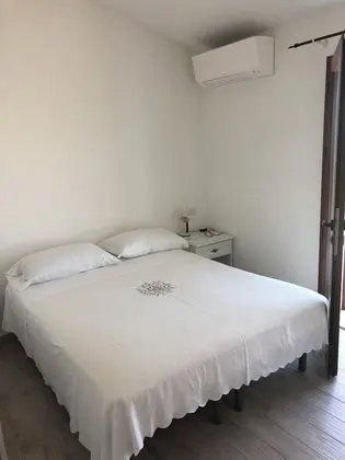 Design Tek Büyük veya İki Ayrı Yataklı Oda