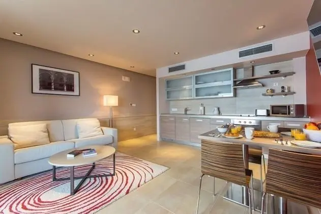 Apart Daire, Havuz Kullanımı, Deniz Manzaralı