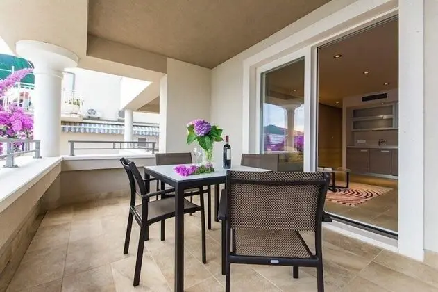 Apart Daire, Havuz Kullanımı, Deniz Manzaralı