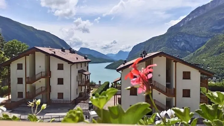 Apart Daire, 2 Yatak Odası, Balkon
