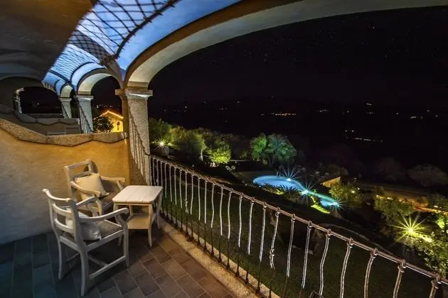 Superior Üç Kişilik Oda, Banyolu/Duşlu (Camera Deluxe )