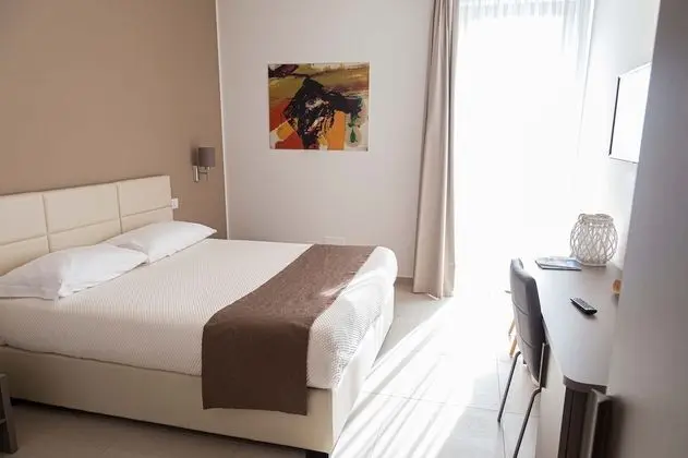 Business Tek Büyük veya İki Ayrı Yataklı Oda