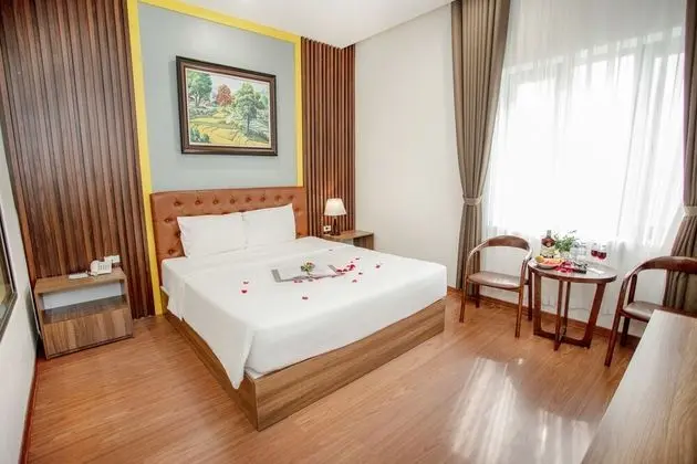 Deluxe Tek Büyük Yataklı Oda, Şehir Manzaralı