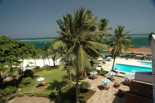 Standard Tek Büyük Yataklı Oda, Balkon, Bahçe Manzaralı