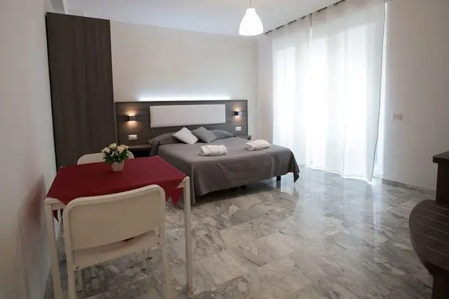 Üç Kişilik Oda