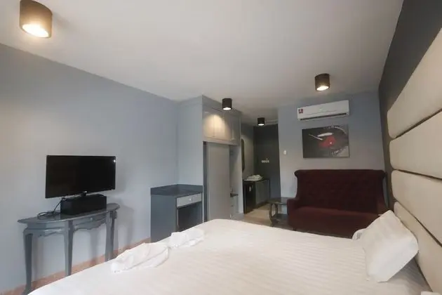 Standard Oda, 1 En Büyük (King) Boy Yatak, Bahçe Manzaralı, Zemin Kat