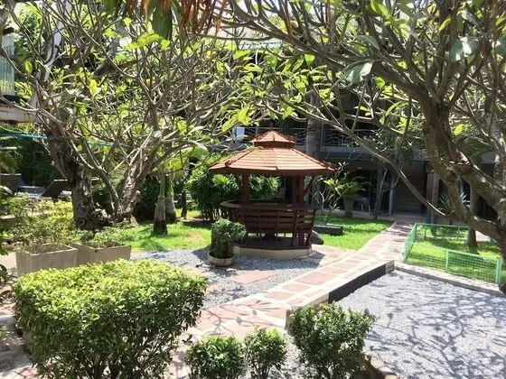 Standard Oda, 1 En Büyük (King) Boy Yatak, Bahçe Manzaralı, Zemin Kat