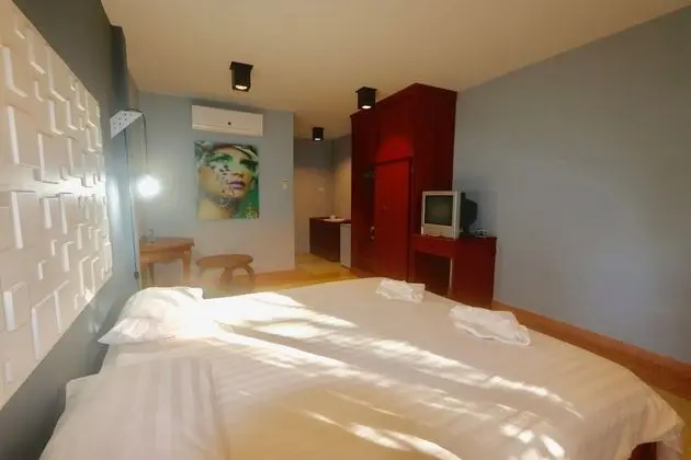 Standard Oda, 1 En Büyük (King) Boy Yatak, Balkon, Havuz Manzaralı