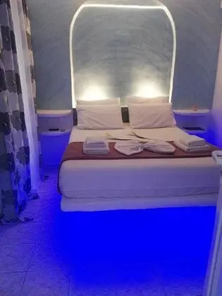 Premium Tek Büyük Yataklı Oda (Vani)