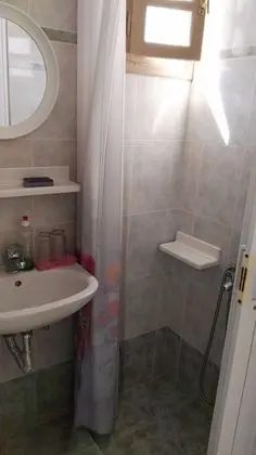 Premium Tek Büyük Yataklı Oda (Vani)