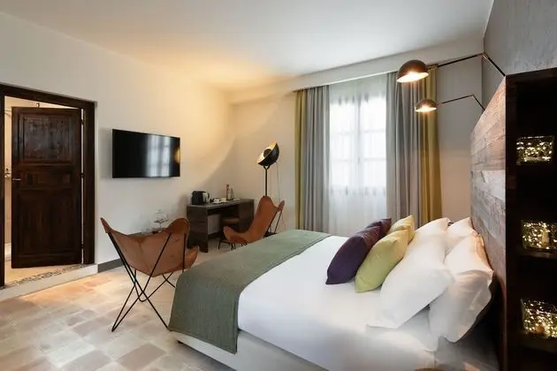 Deluxe Tek Büyük veya İki Ayrı Yataklı Oda