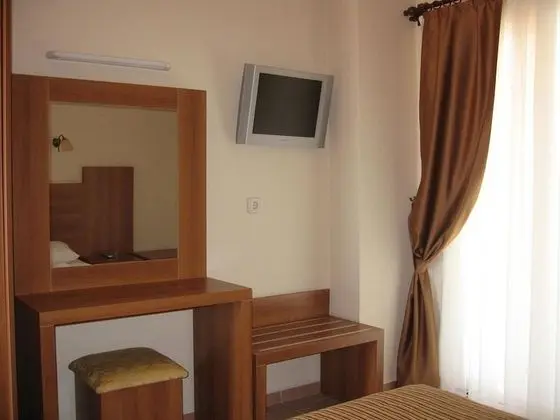 Standard Tek Büyük veya İki Ayrı Yataklı Oda