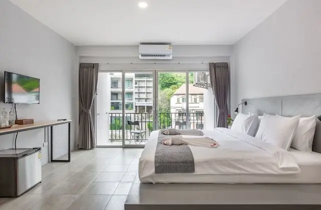 Deluxe Oda, 1 En Büyük (King) Boy Yatak, Balkon/Veranda, Şehir Manzaralı