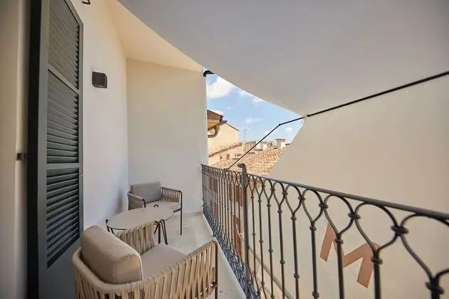 Tek Büyük Yataklı Oda, Balkon