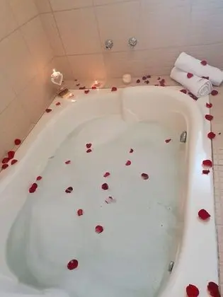 Deluxe Süit, Sıcak Su Havuzu