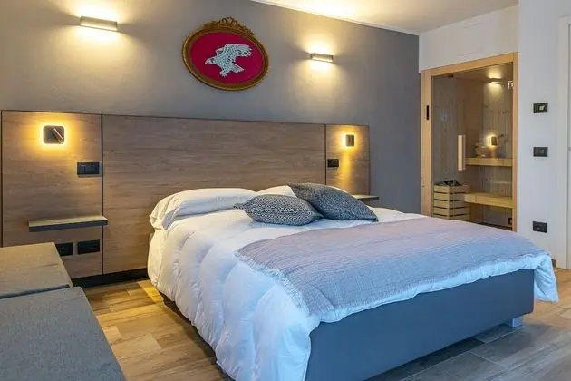 Superior Tek Büyük veya İki Ayrı Yataklı Oda