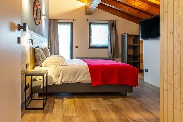 Superior Tek Büyük veya İki Ayrı Yataklı Oda