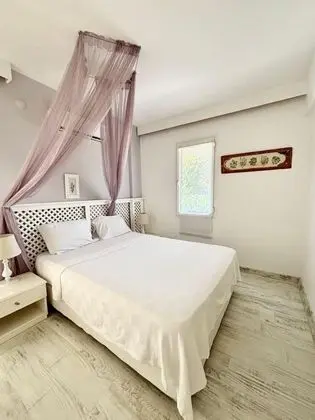 Deluxe Oda-Balkonlu, Bahçe Manzaralı, Balkonlu