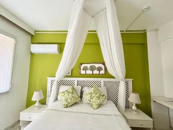 Deluxe Oda-Balkonlu, Bahçe Manzaralı, Balkonlu