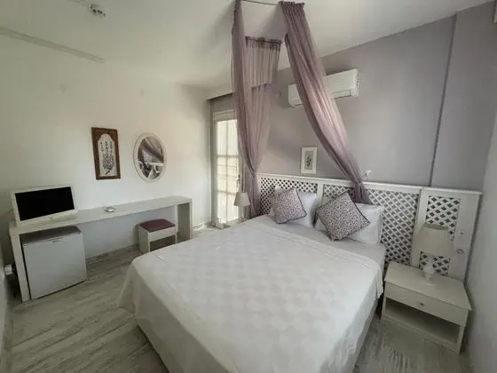 Deluxe Oda-Balkonlu, Bahçe Manzaralı, Balkonlu