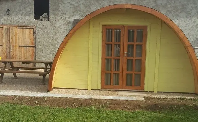 Kulübe, 1 Çift Kişilik Yatak, Sigara İçilmez