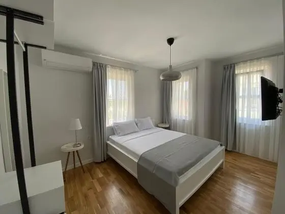 Çift Kişilik, Bahçe veya Sokak Manzaralı, 1. Kat