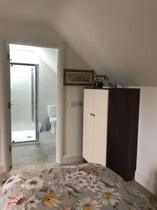 Premium Üç Kişilik Oda, Birden Çok Yatak, Banyolu/Duşlu, Bahçe Manzaralı