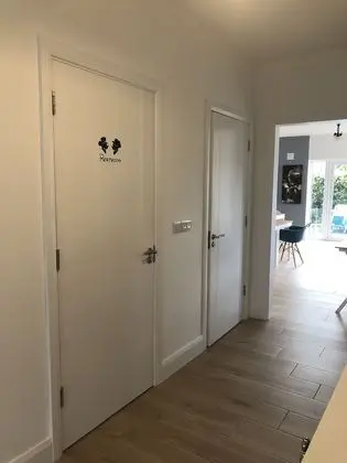 Premium Üç Kişilik Oda, Birden Çok Yatak, Banyolu/Duşlu, Bahçe Manzaralı