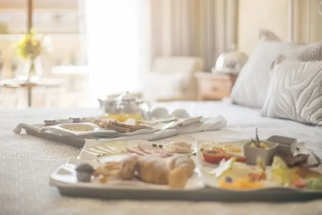Premium Tek Büyük Yataklı Oda (Spa access)