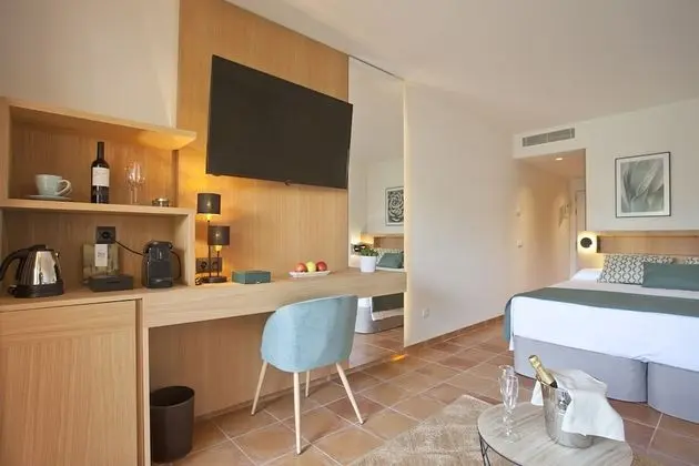 Premium Tek Büyük Yataklı Oda (Spa access)