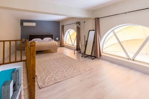 2 Floor Apartment