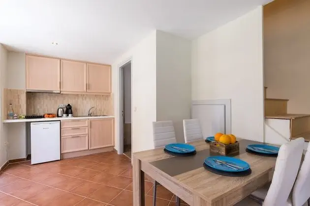 2 Floor Apartment
