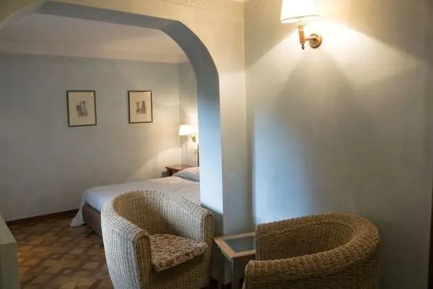 Süit, Sıcak Su Havuzu