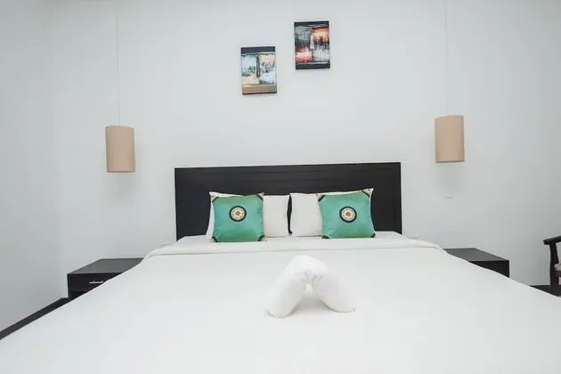 Deluxe Tek Büyük Yataklı Oda, Havuz Kullanımı