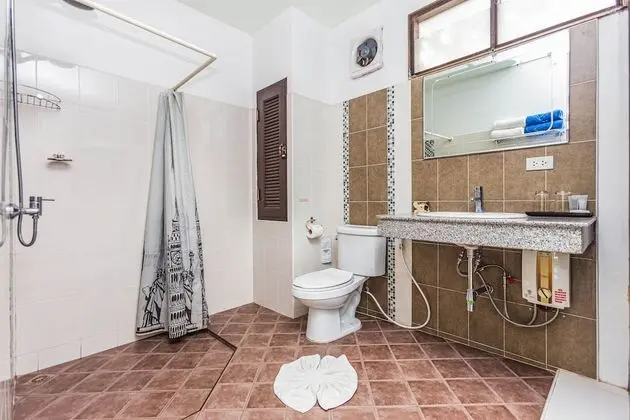 Deluxe Tek Büyük Yataklı Oda, Havuz Kullanımı