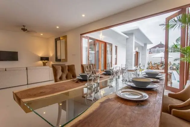 Luxury Villa, 2 Yatak Odası, Havuz Manzaralı