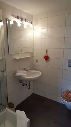 Standard Büyük Yataklı Tek Kişilik Oda