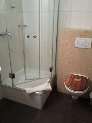 Standard Üç Kişilik Oda