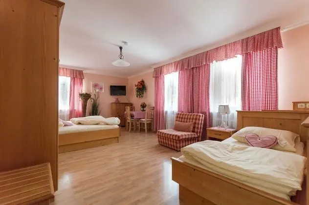 Standard Üç Kişilik Oda