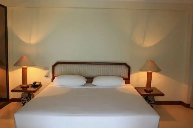 One Bedroom Suite