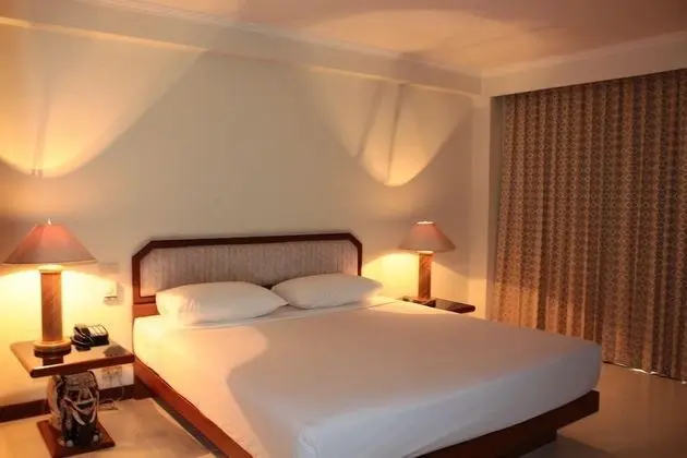 One Bedroom Suite