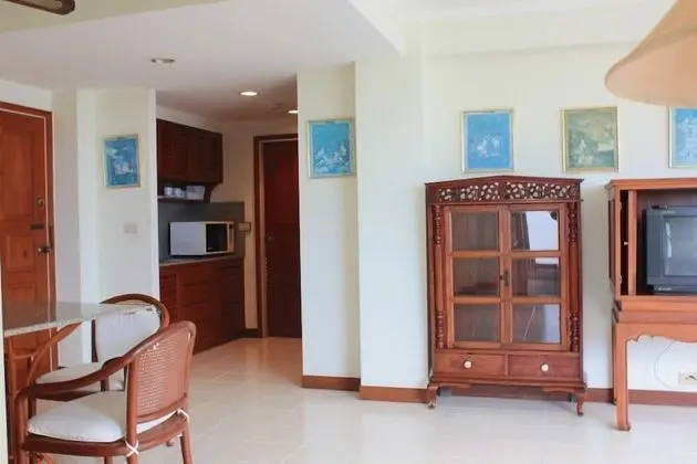 One Bedroom Suite