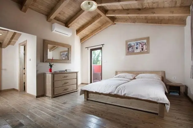 Villa (Villa Monaco - Four-Bedroom Villa)