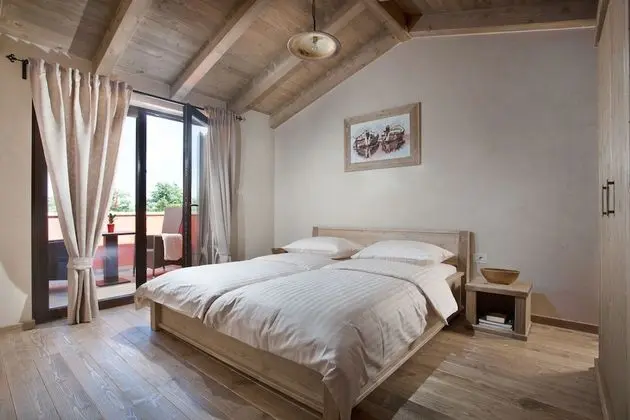 Villa (Villa Monaco - Four-Bedroom Villa)