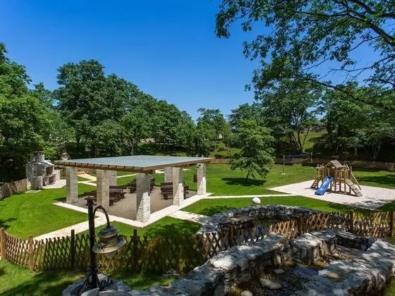 Villa (Villa Monaco - Four-Bedroom Villa)