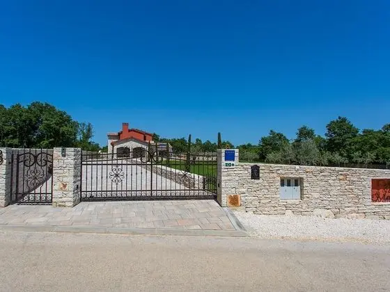 Villa (Villa Monaco - Four-Bedroom Villa)