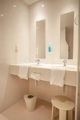 Classic Tek Büyük Yataklı Oda