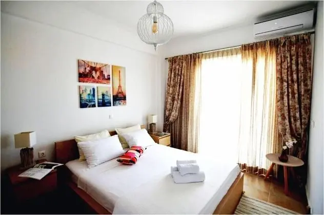 Family Villa, 4 Yatak Odası, Kişiye Özel Havuzlu (Villa Hellas)