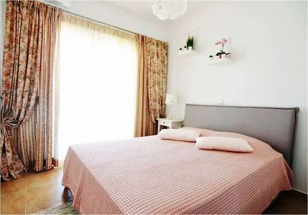 Family Villa, 4 Yatak Odası, Kişiye Özel Havuzlu (Villa Hellas)