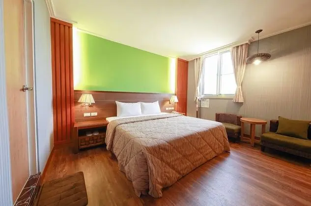 Deluxe Tek Büyük Yataklı Oda
